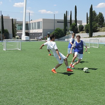 >FOOTBALL SUMMER CAMPS IN SPAIN